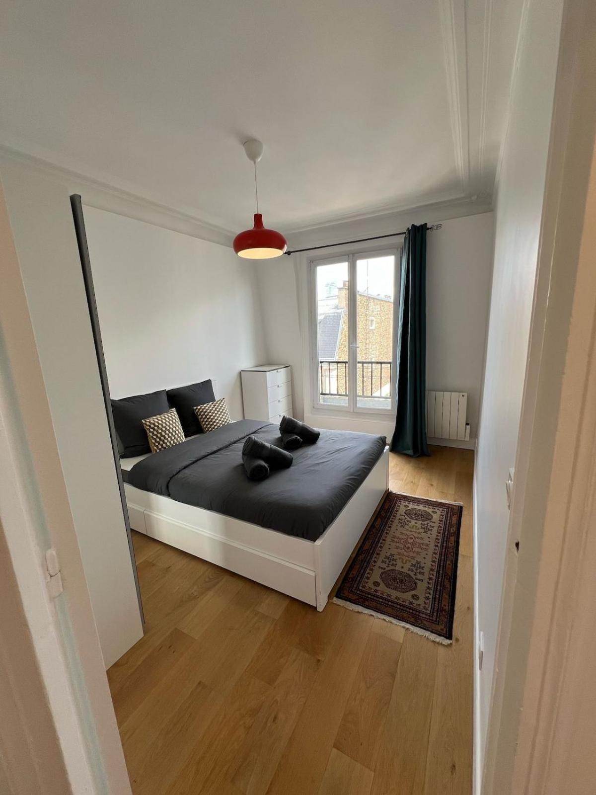 Beautiful Flat Monceau Champs Elysee Paris