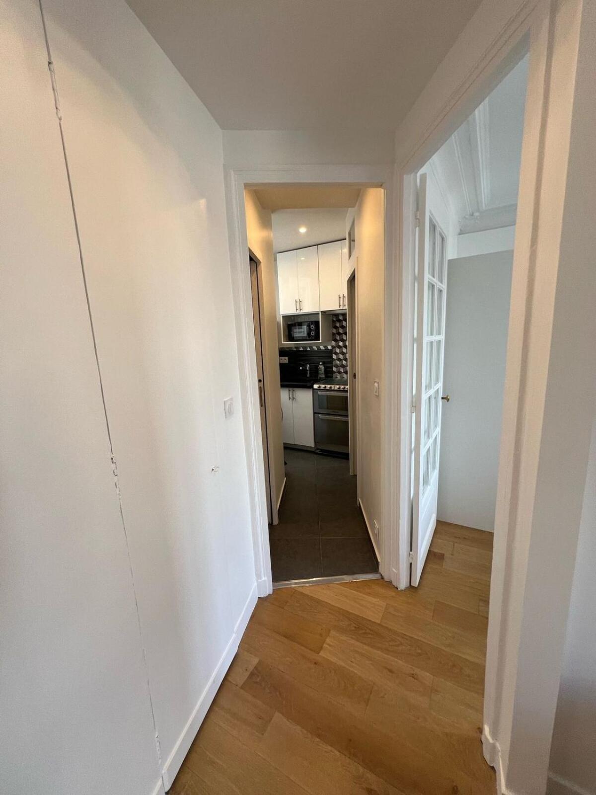 Beautiful Flat Monceau Champs Elysee Apartment